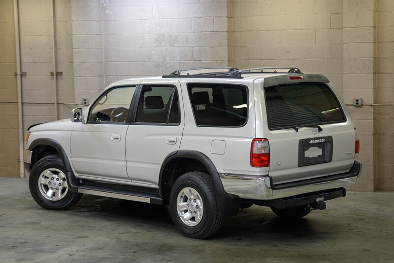 1998 Toyota 4Runner SR5 - Photo 27 - Van Nuys, CA 91402