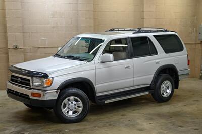 1998 Toyota 4Runner SR5 SUV