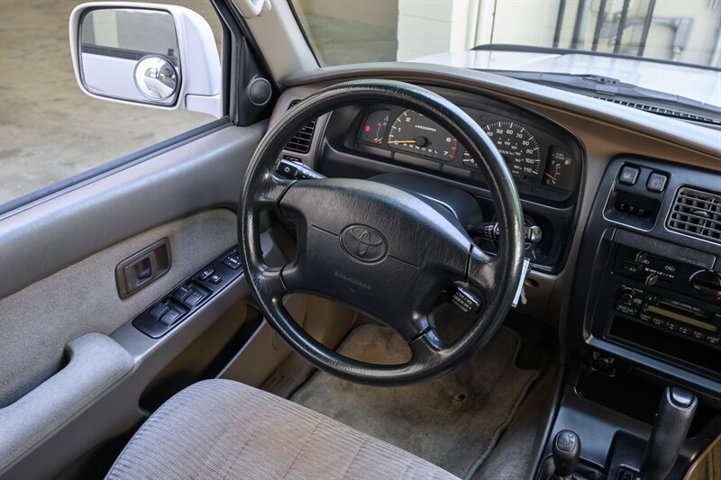 1998 Toyota 4Runner SR5 - Photo 46 - Van Nuys, CA 91402