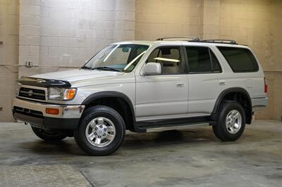 1998 Toyota 4Runner SR5 - Photo 5 - Van Nuys, CA 91402