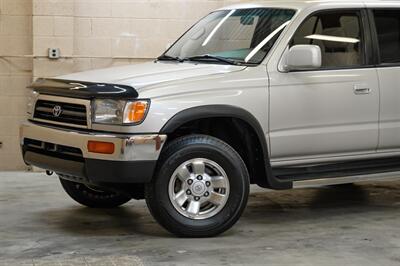 1998 Toyota 4Runner SR5 - Photo 3 - Van Nuys, CA 91402