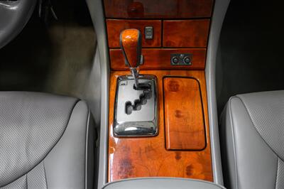 2005 Lexus LS 430   - Photo 35 - Van Nuys, CA 91402
