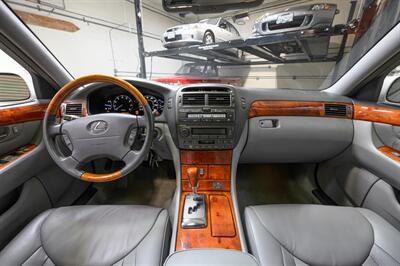 2005 Lexus LS 430   - Photo 32 - Van Nuys, CA 91402
