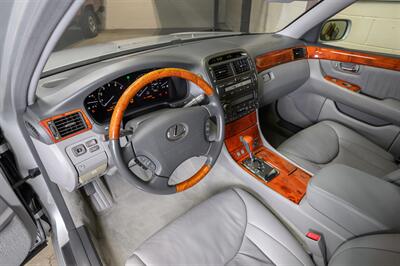 2005 Lexus LS 430   - Photo 26 - Van Nuys, CA 91402