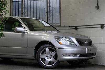 2005 Lexus LS 430   - Photo 23 - Van Nuys, CA 91402