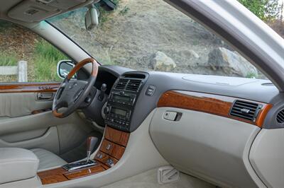 2005 Lexus LS 430   - Photo 33 - Van Nuys, CA 91402