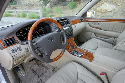 2005 Lexus LS 430   - Photo 53 - Van Nuys, CA 91402