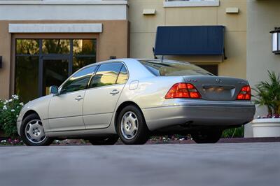 2002 Lexus LS 430   - Photo 15 - Van Nuys, CA 91402