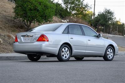 2002 Toyota Avalon XL   - Photo 11 - Van Nuys, CA 91402