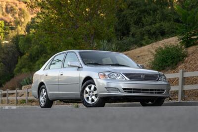 2002 Toyota Avalon XL   - Photo 2 - Van Nuys, CA 91402