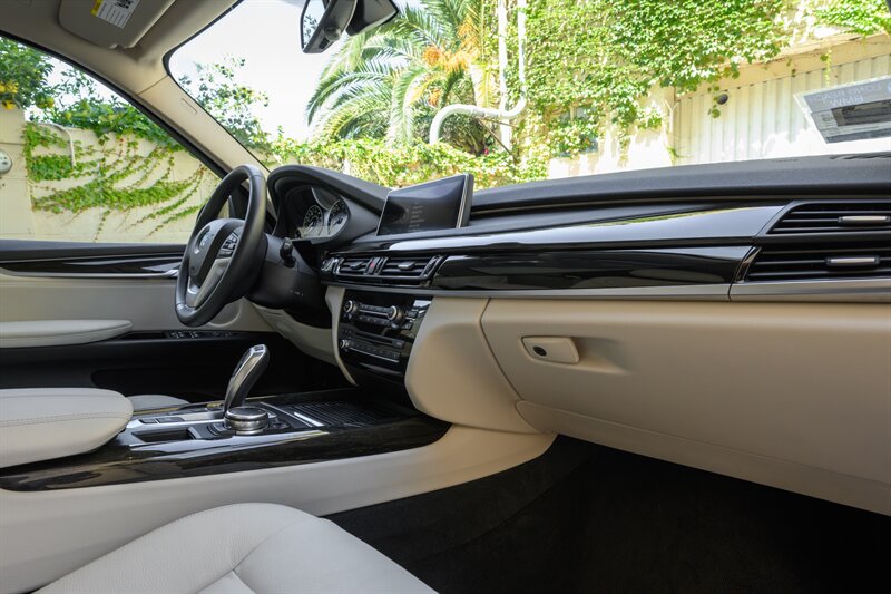 2015 BMW X5 xDrive35i - Photo 47 - La Crescenta, CA 91214