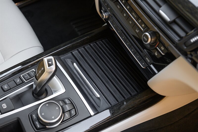 2015 BMW X5 xDrive35i - Photo 45 - La Crescenta, CA 91214