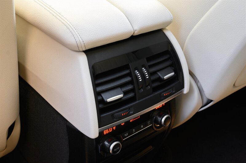 2015 BMW X5 xDrive35i - Photo 43 - La Crescenta, CA 91214