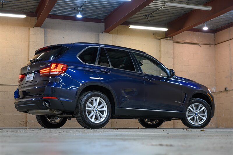 2015 BMW X5 xDrive35i - Photo 29 - La Crescenta, CA 91214