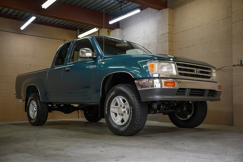 1997 Toyota T100 SR5 - Photo 2 - Van Nuys, CA 91402