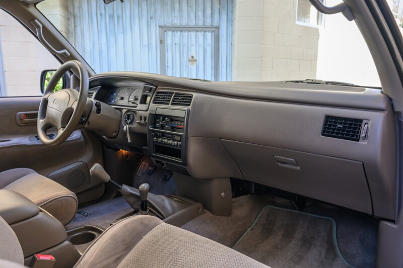 1997 Toyota T100 SR5 - Photo 26 - Van Nuys, CA 91402