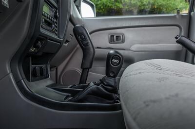 2002 Toyota 4Runner SR5   - Photo 44 - Van Nuys, CA 91402