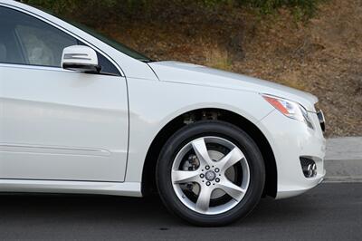 2011 Mercedes-Benz R 350   - Photo 23 - Van Nuys, CA 91402