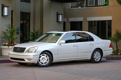 2001 Lexus LS 430   - Photo 2 - Van Nuys, CA 91402