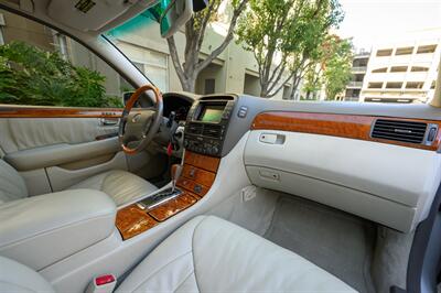 2001 Lexus LS 430   - Photo 36 - Van Nuys, CA 91402