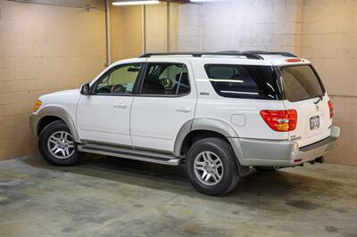 2003 Toyota Sequoia SR5 - Photo 5 - Van Nuys, CA 91402