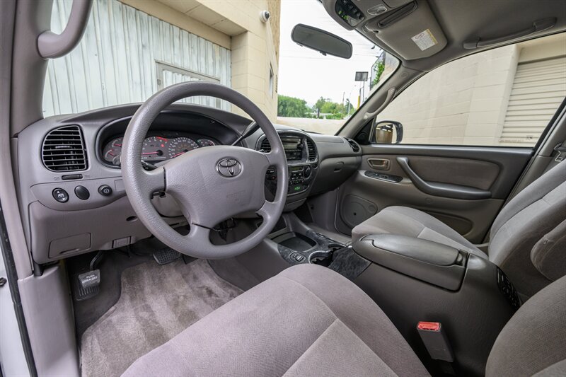 2003 Toyota Sequoia SR5 - Photo 52 - Van Nuys, CA 91402
