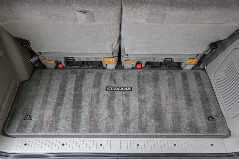 2003 Toyota Sequoia SR5 - Photo 37 - Van Nuys, CA 91402
