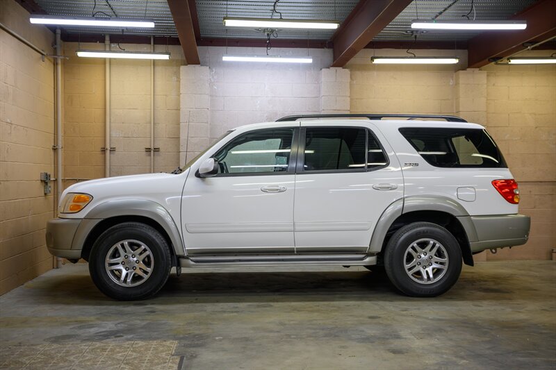 2003 Toyota Sequoia SR5 - Photo 11 - Van Nuys, CA 91402
