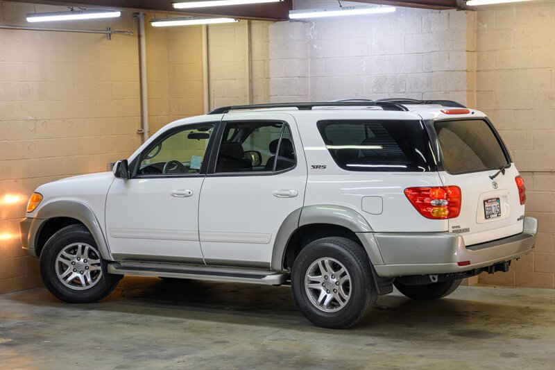2003 Toyota Sequoia SR5 - Photo 9 - Van Nuys, CA 91402