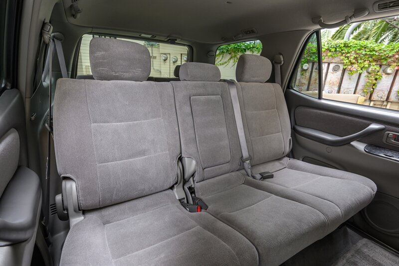 2003 Toyota Sequoia SR5 - Photo 33 - Van Nuys, CA 91402
