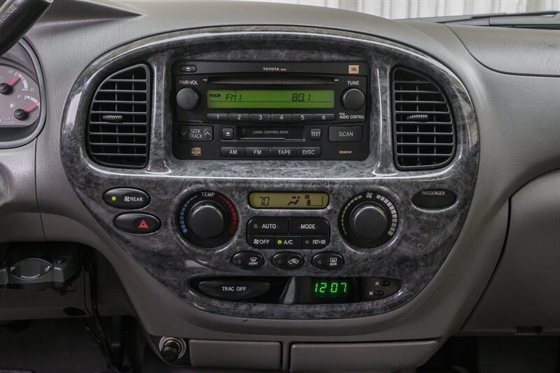 2003 Toyota Sequoia SR5 - Photo 44 - Van Nuys, CA 91402