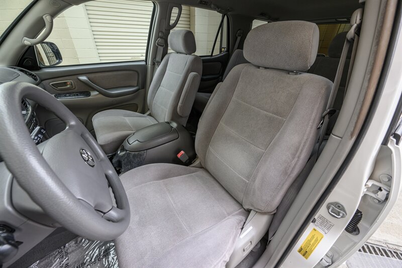 2003 Toyota Sequoia SR5 - Photo 54 - Van Nuys, CA 91402