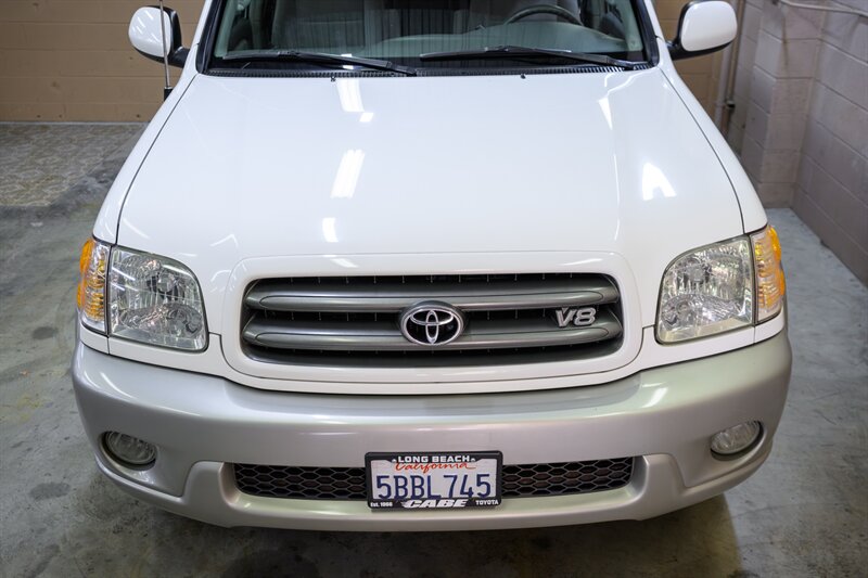 2003 Toyota Sequoia SR5 - Photo 17 - Van Nuys, CA 91402
