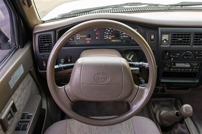 1999 Toyota Tacoma SR5 V6 5- Speed   - Photo 29 - Van Nuys, CA 91402
