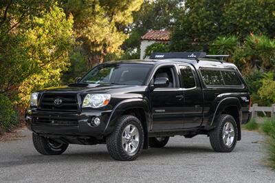 2005 Toyota Tacoma V6 Truck