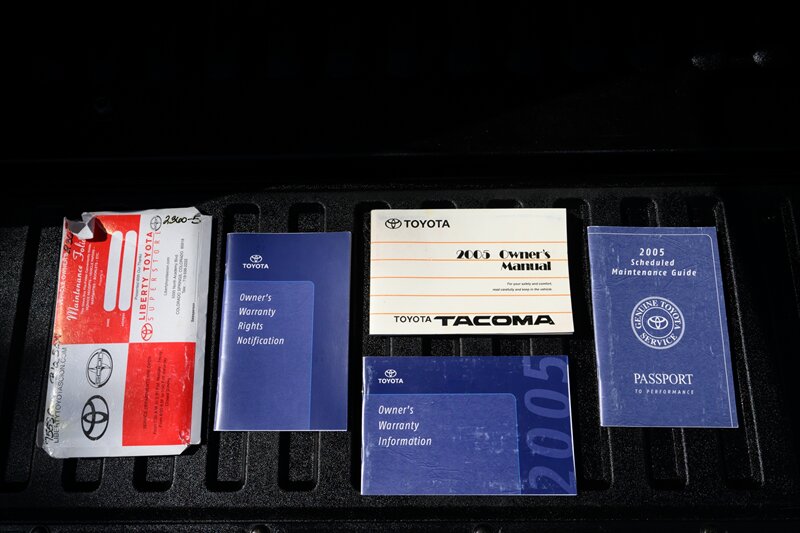 2005 Toyota Tacoma V6 - Photo 43 - Van Nuys, CA 91402