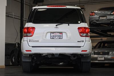 2007 Toyota Sequoia SR5   - Photo 14 - Van Nuys, CA 91402