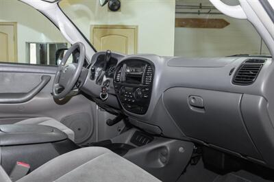 2007 Toyota Sequoia SR5   - Photo 31 - Van Nuys, CA 91402