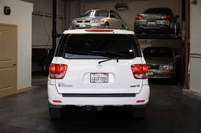 2007 Toyota Sequoia SR5   - Photo 15 - Van Nuys, CA 91402
