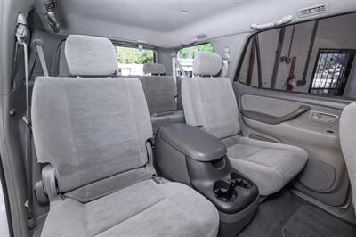 2007 Toyota Sequoia SR5   - Photo 29 - Van Nuys, CA 91402
