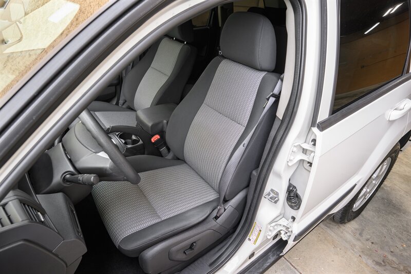 2008 Jeep Grand Cherokee Laredo - Photo 33 - La Crescenta, CA 91214