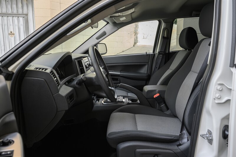 2008 Jeep Grand Cherokee Laredo - Photo 32 - La Crescenta, CA 91214