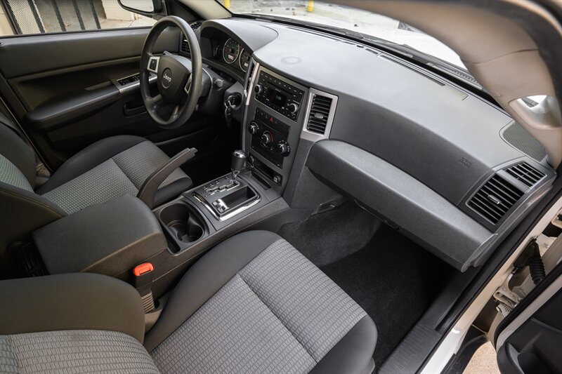 2008 Jeep Grand Cherokee Laredo - Photo 46 - La Crescenta, CA 91214