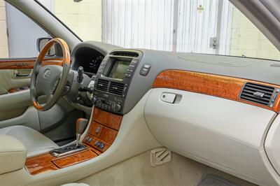 2006 Lexus LS 430   - Photo 62 - Van Nuys, CA 91402