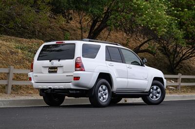 2005 Toyota 4Runner SR5   - Photo 4 - Van Nuys, CA 91402