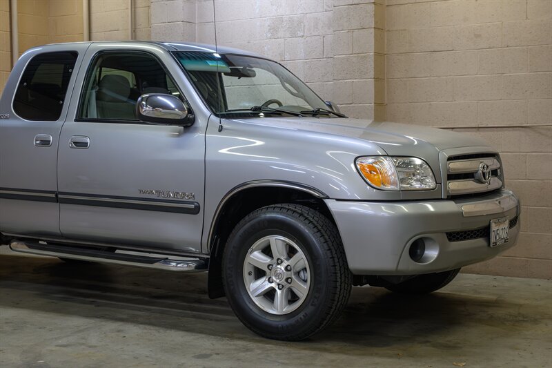 2005 Toyota Tundra SR5 - Photo 2 - Van Nuys, CA 91402
