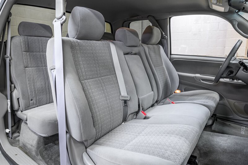 2005 Toyota Tundra SR5 - Photo 44 - Van Nuys, CA 91402