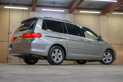 2009 Honda Odyssey Touring - Photo 8 - Van Nuys, CA 91402
