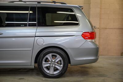 2009 Honda Odyssey Touring - Photo 17 - Van Nuys, CA 91402