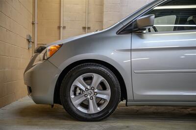 2009 Honda Odyssey Touring - Photo 16 - Van Nuys, CA 91402